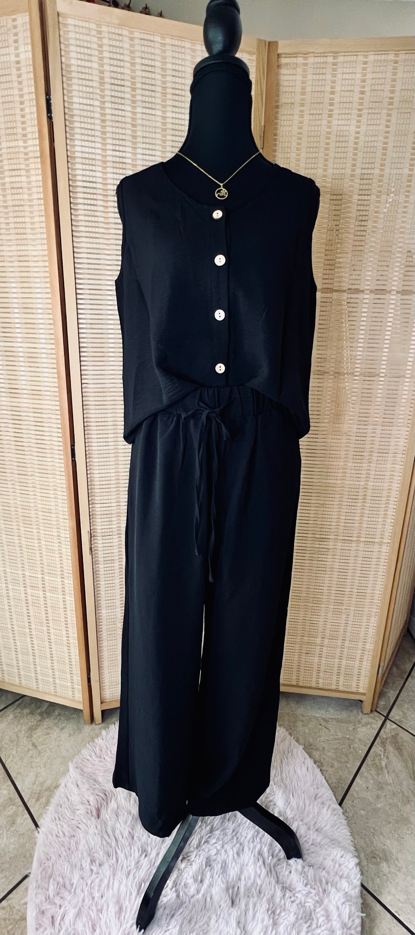 The “Que Cute” 2pcs Set Wide Leg With Drawstring Vest