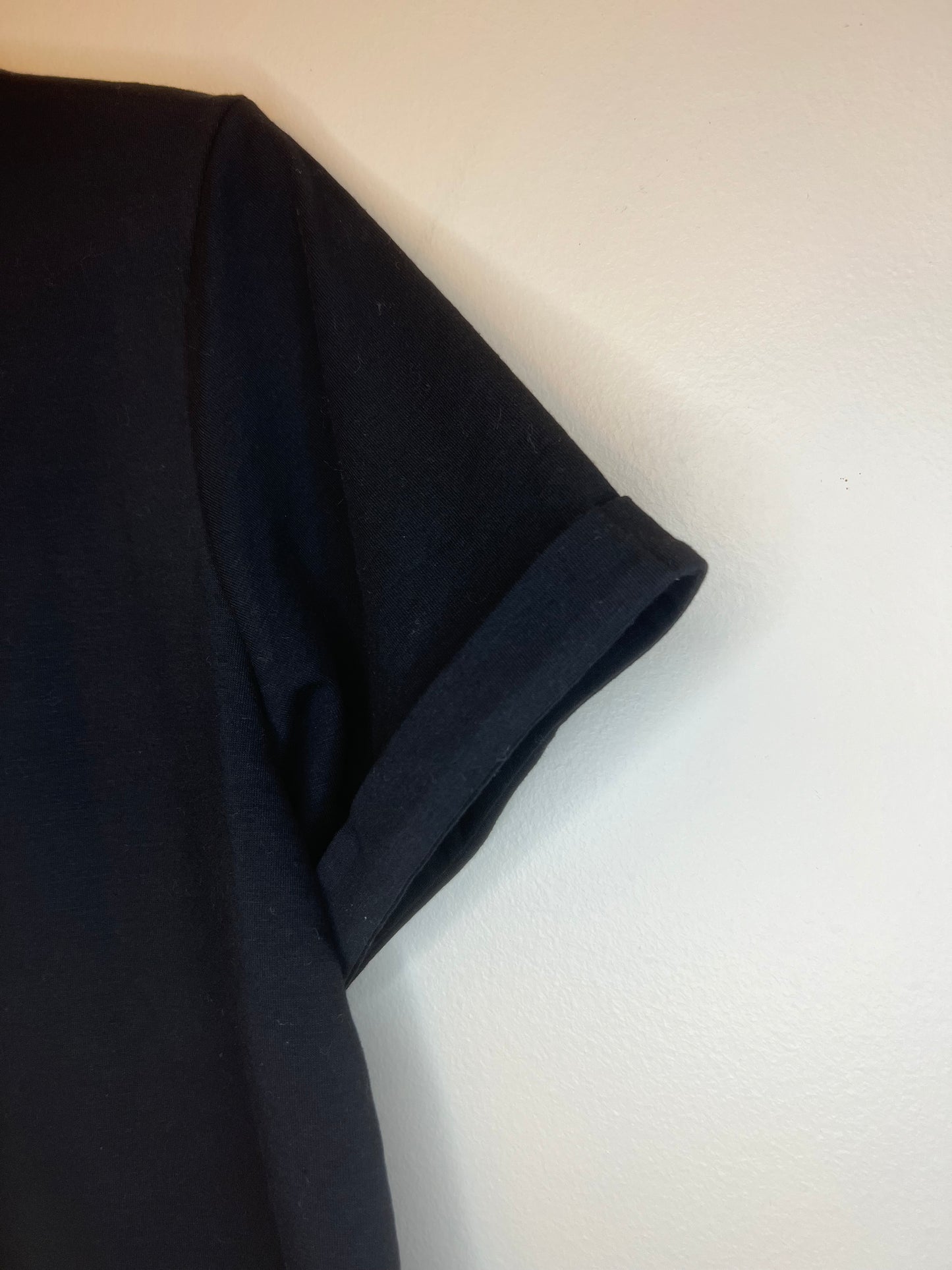 This Mama Prays T-Shirt