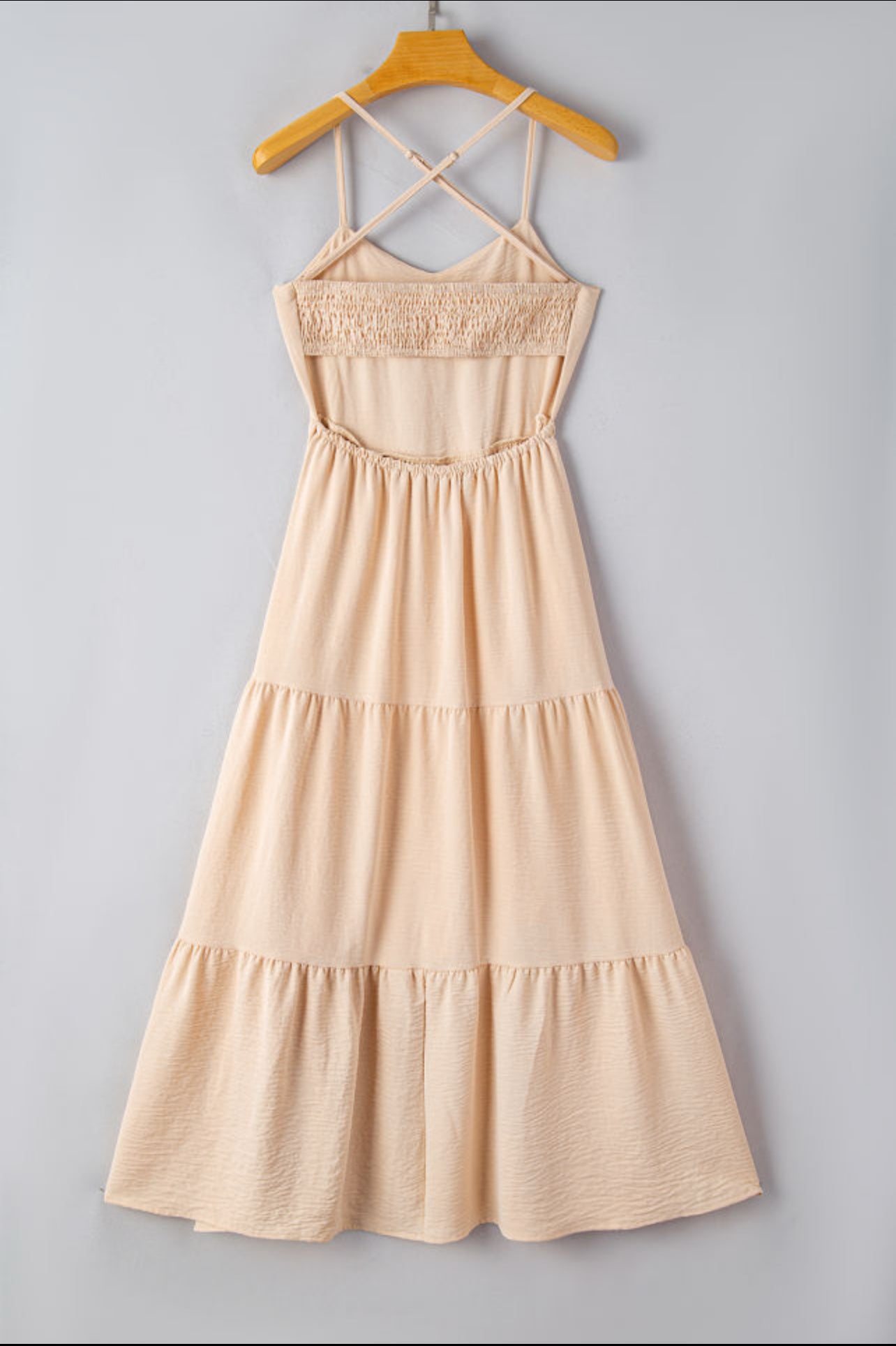 Arely - Crossover Backless Bodies Tiered Long Dress