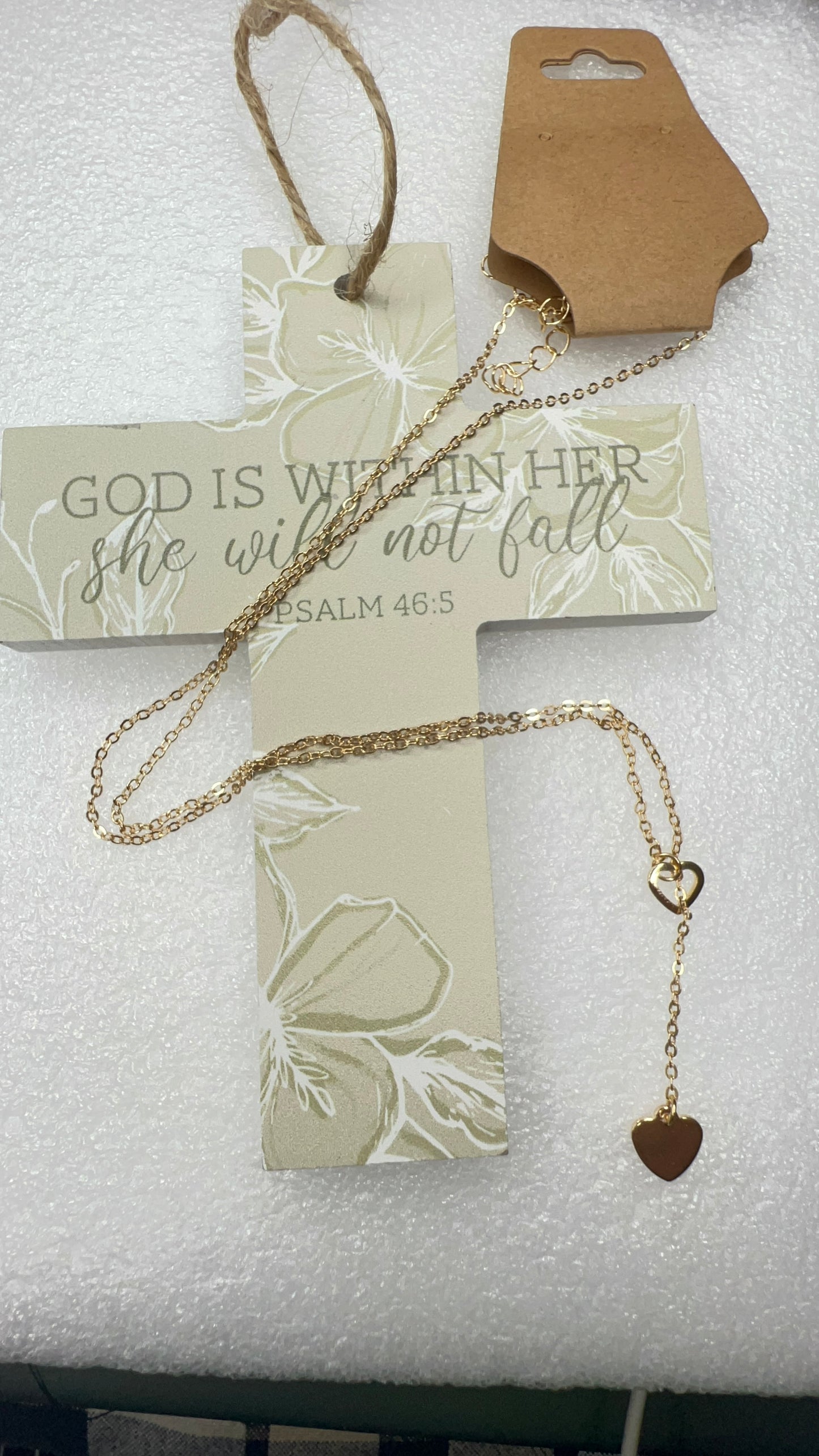 Heart Shape Hollow Gold Necklace