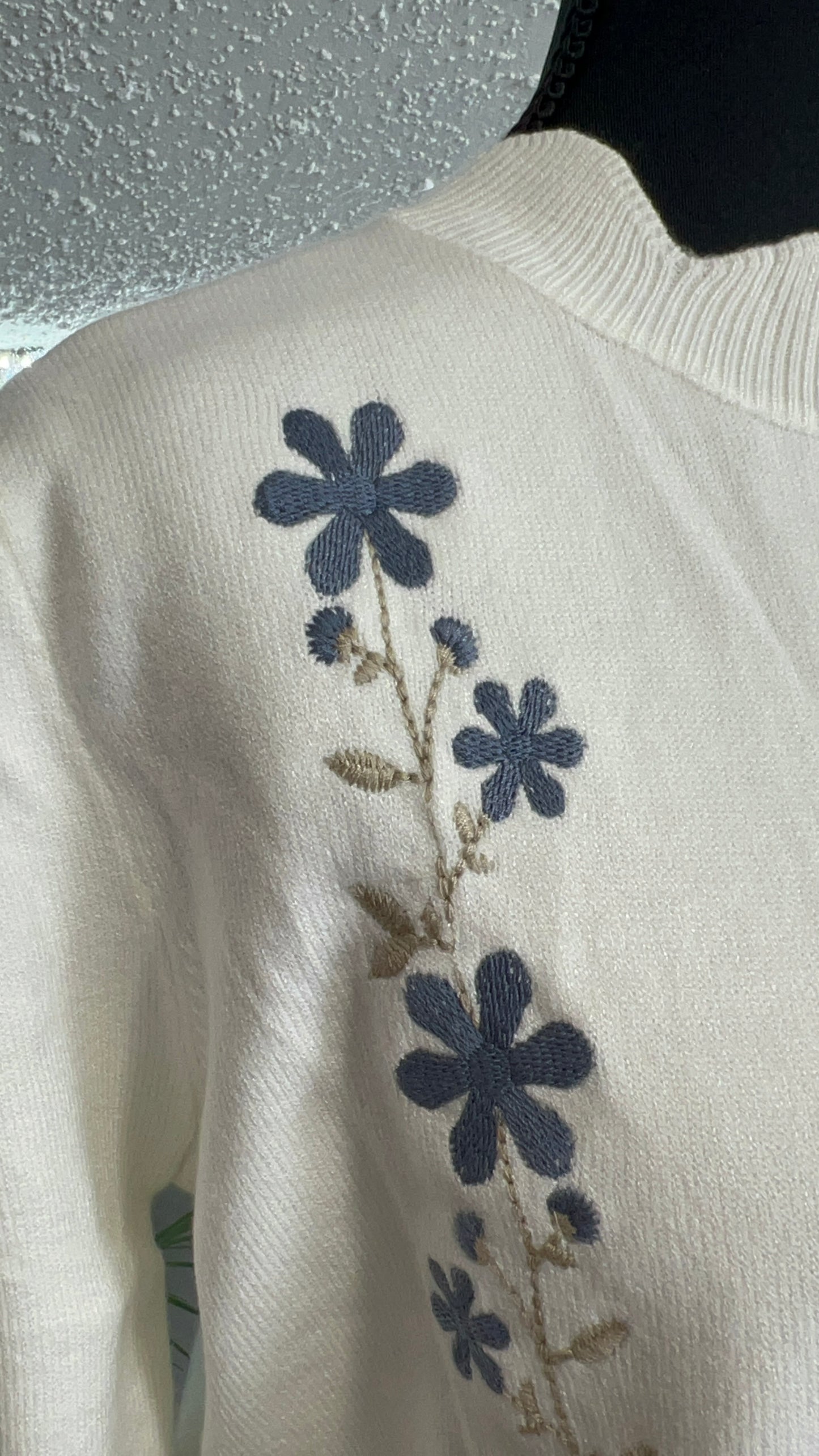 Mary-Floral Sweat-tee