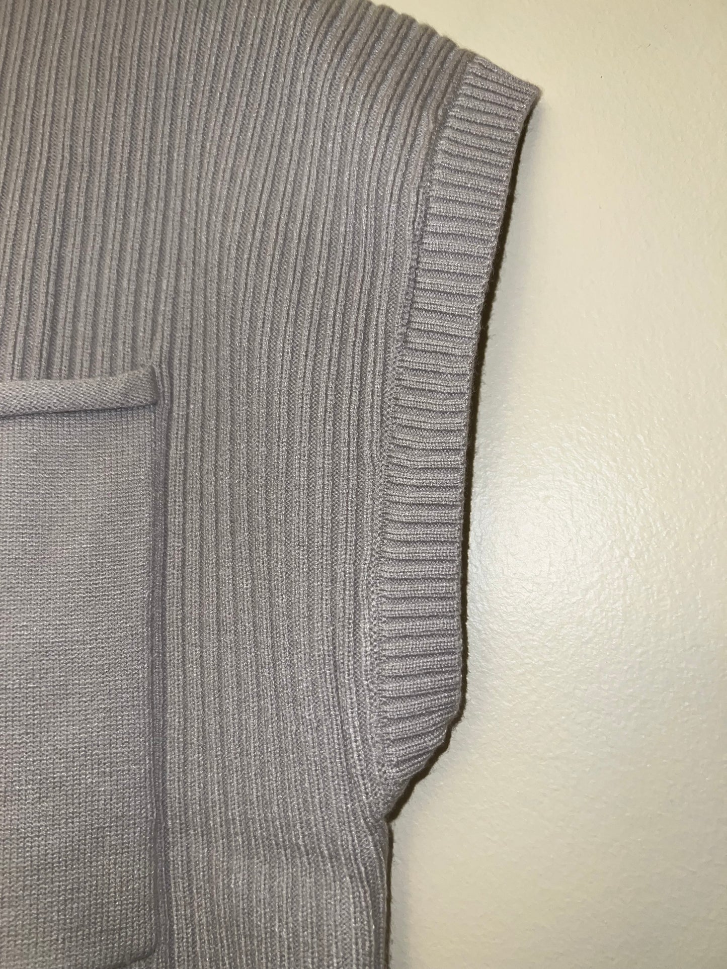 Gray Pocket Short Sleeve Sweatshirt